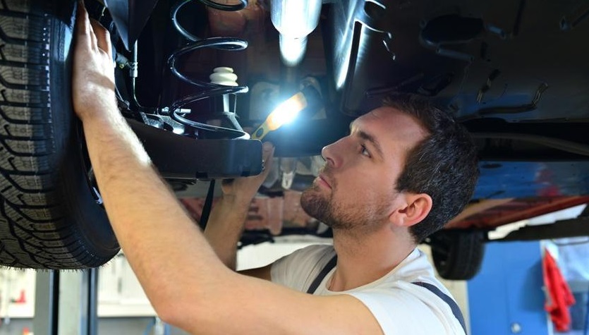 Perbaikan Bearing Roda Mobil Rusak Bintaro