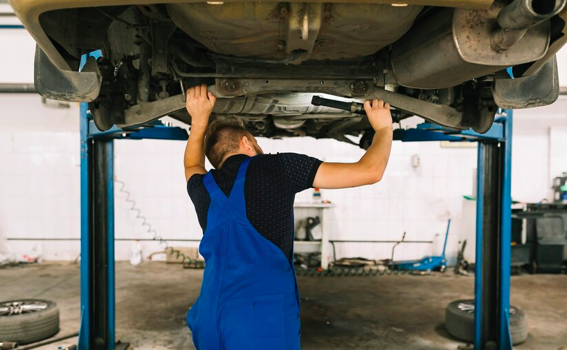 Reparasi Shockbreaker Mobil Lemah Ciputat
