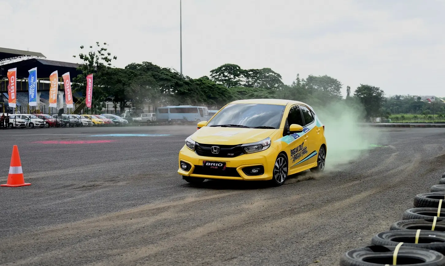 Kaki-Kaki Mobil Bunyi Saat Belok Padalarang