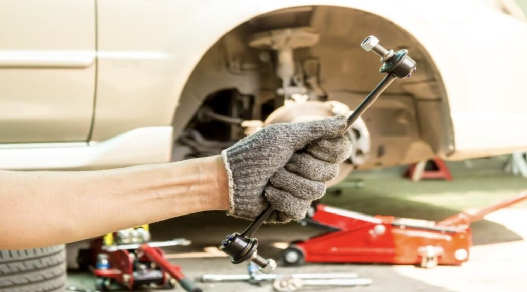 Mobil Nggak Stabil di Cimahi Stabilizer Link Bermasalah Berat!