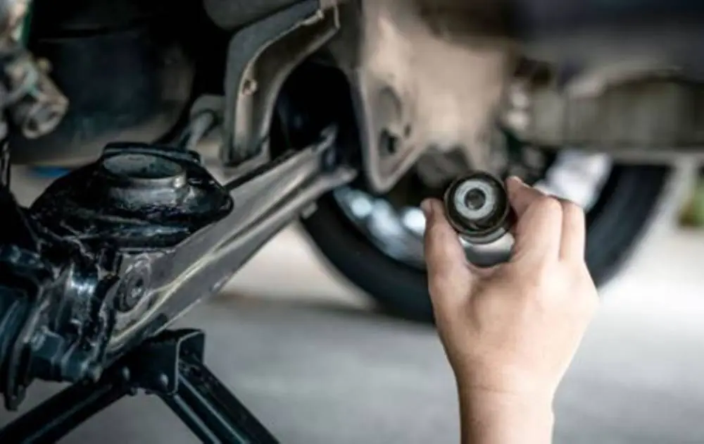 Arm Bushing Robek Padalarang