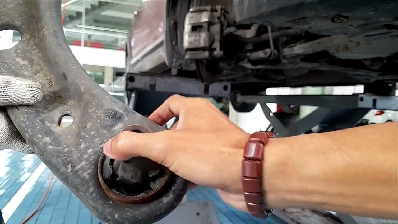 Domo Kaki-Kaki Sebagai Solusi Cermat untuk Lower Arm yang Patah