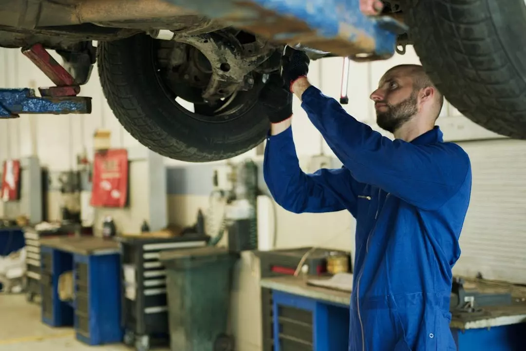 Perbaikan Lower Arm Mobil Patah Cikarang
