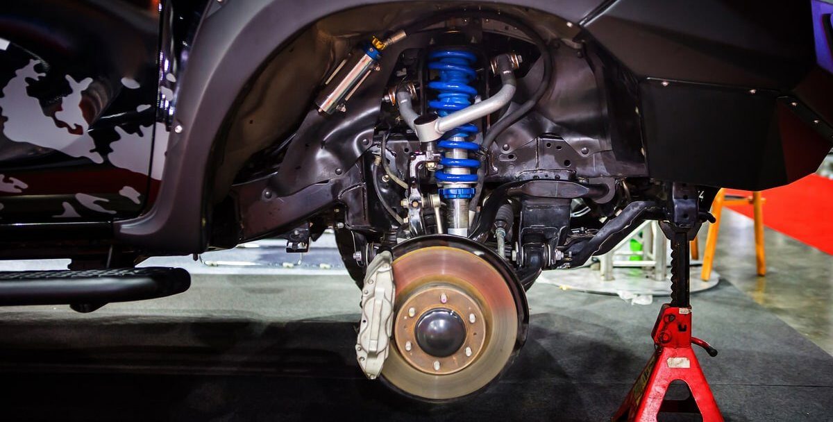 Shockbreaker Amblas, Macet, atau Keras pada Toyota Rush: Apa Saja Dampak dan Gejalanya?