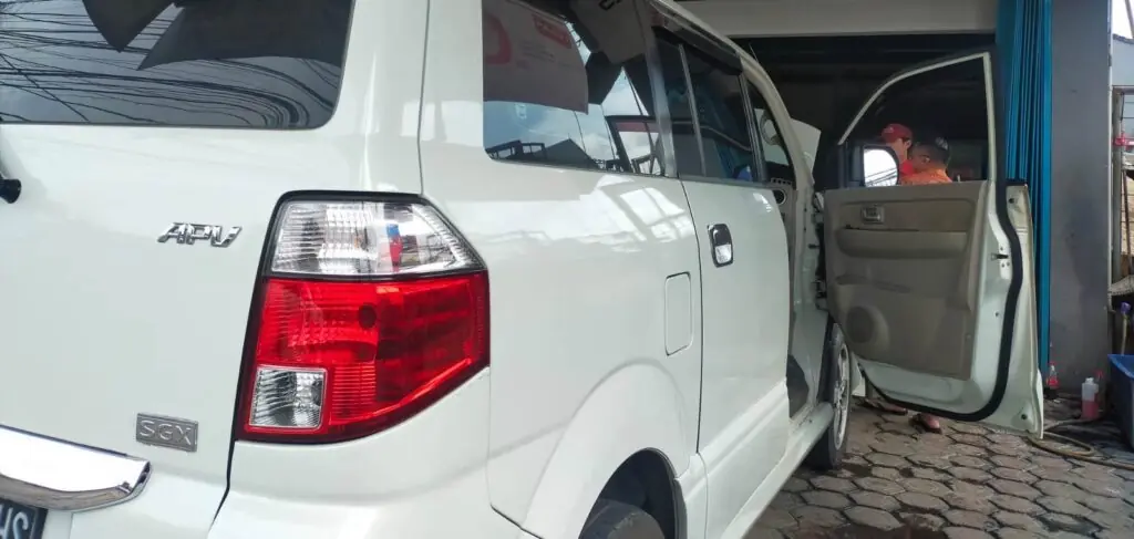 Kaki-kaki Mobil Suzuki APV Bunyi ‘Ngik-Ngik’ atau Bunyi Saat Lewat Jalan Rusak? Ini Komponen yang Mungkin Bermasalah