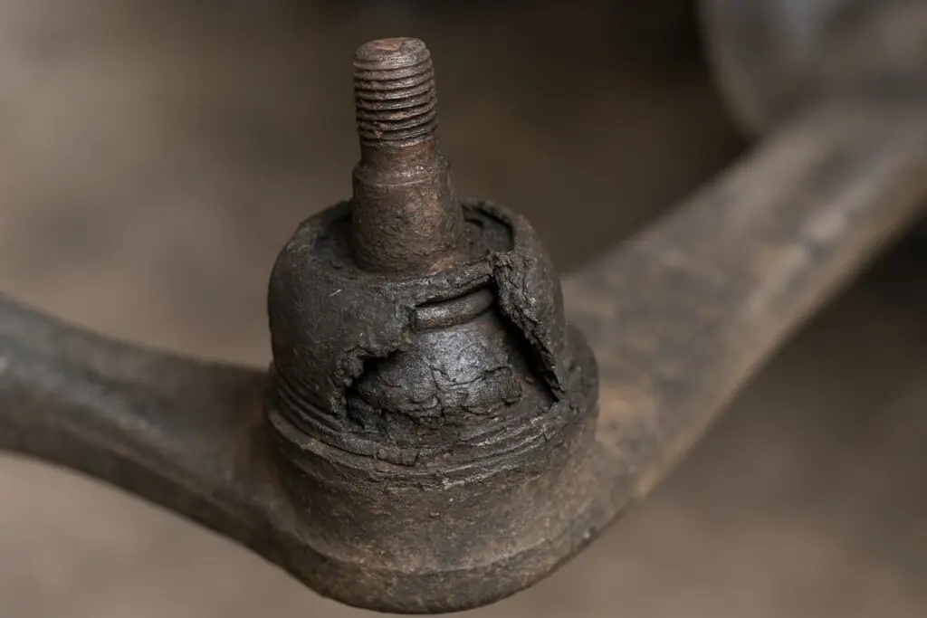 ball joint aus dan oblak bansir laut