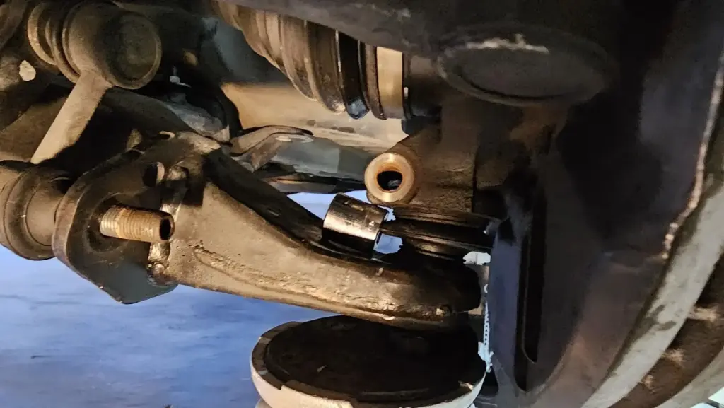 Bengkel Perbaikan Ball Joint Longgar, Berkarat, atau Macet di Kelapa Gading