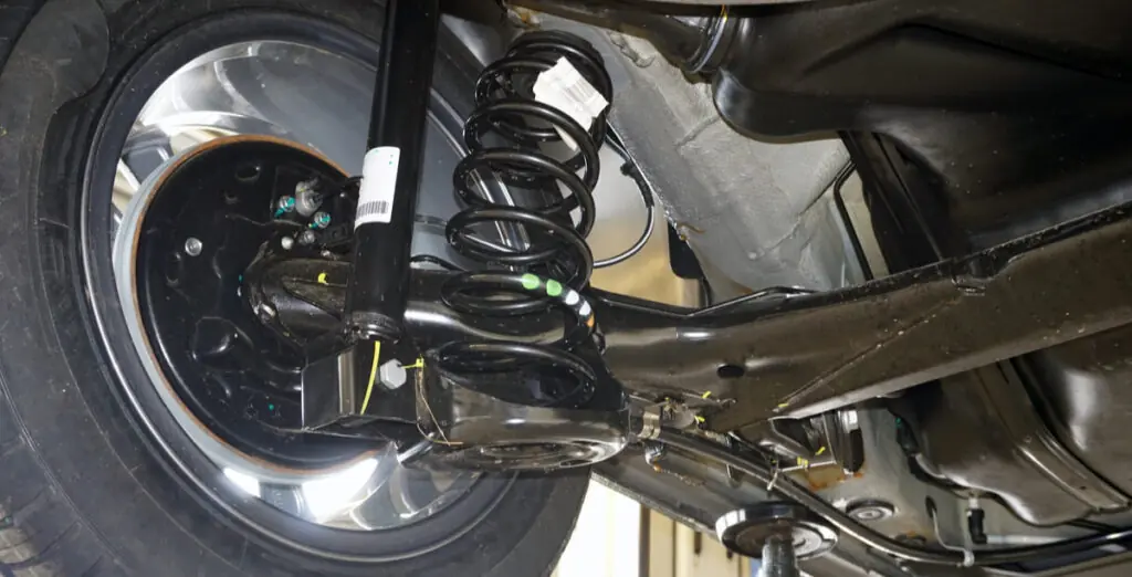 Service Kaki-Kaki Mobil di Cirebon dengan Biaya yang Masuk Akal? Ini Solusinya