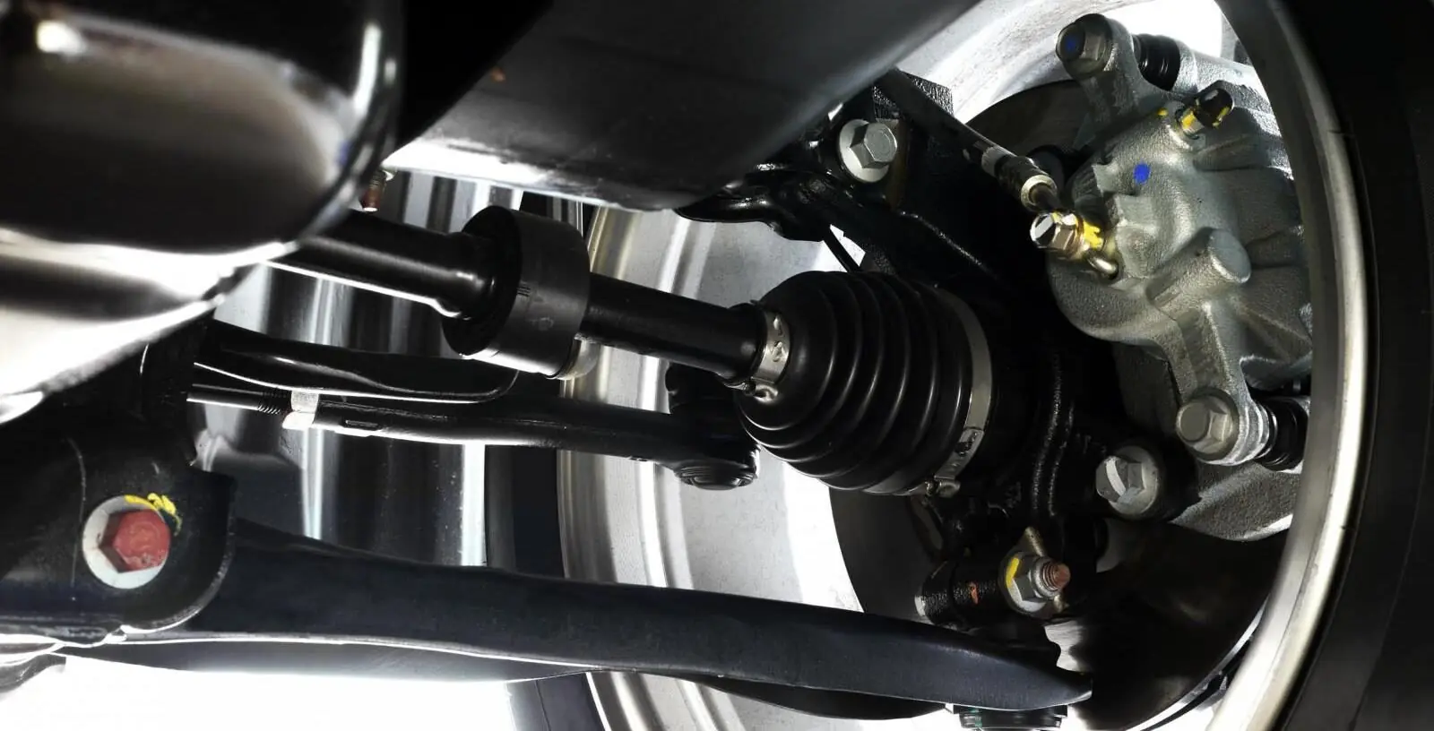 Jangan Salah Pilih, Ini Tempat Service Kaki-Kaki Mobil Terpercaya di Banten