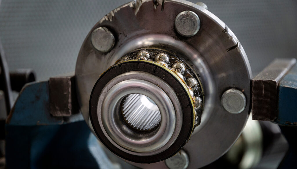 Bingung Mencari Bengkel di Pontianak Kota Untuk Mengatasi Bearing Roda Aus pada Honda Brio? Ini Jawabannya