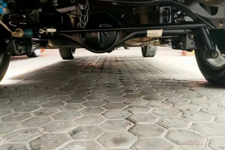 service karet stabilizer mobil Depok