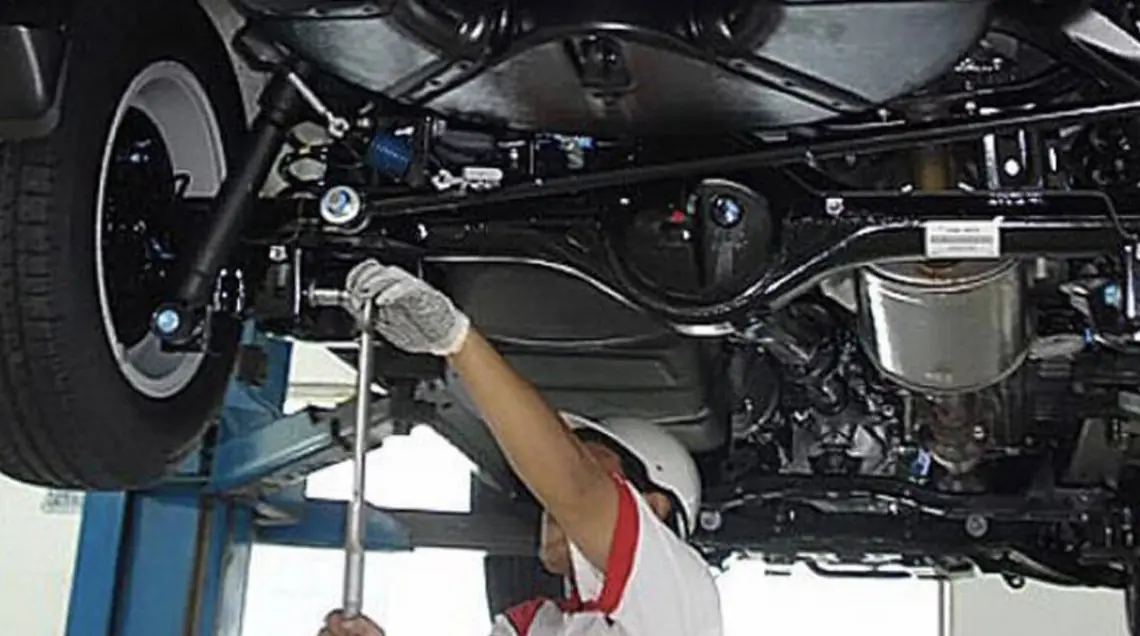 4 Kelebihan Kaki-kaki Mobil Avanza di Tempat Benerin Pada Sparepart Penting Ini!