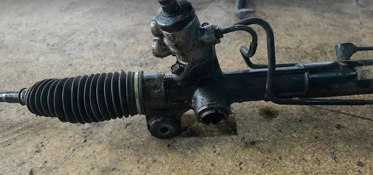 Diam-Diam Berbahaya: Rack Steer Bocor Bikin Mitsubishi Xpander Kehilangan Kendali!