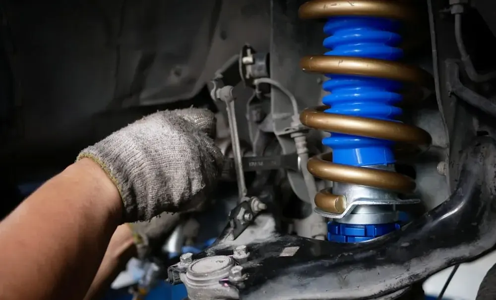 Shockbreaker Pajero Amblas? Diperbaiki atau Ganti Baru? Temukan Jawabannya di Domo Kaki-Kaki