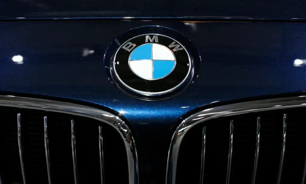 Bengkel Kaki-Kaki Untuk Mobil Premium di Siantan Tengah