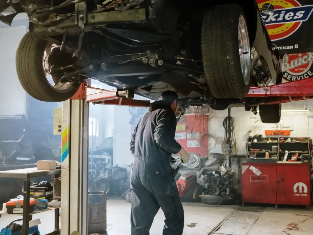 perbaikan kaki kaki kaki mobil bunyi ngik ngik saigon