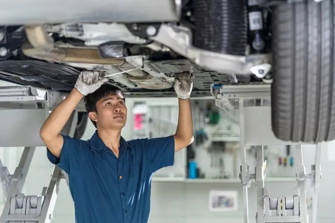 service kaki-kaki mobil tidak stabil saigon