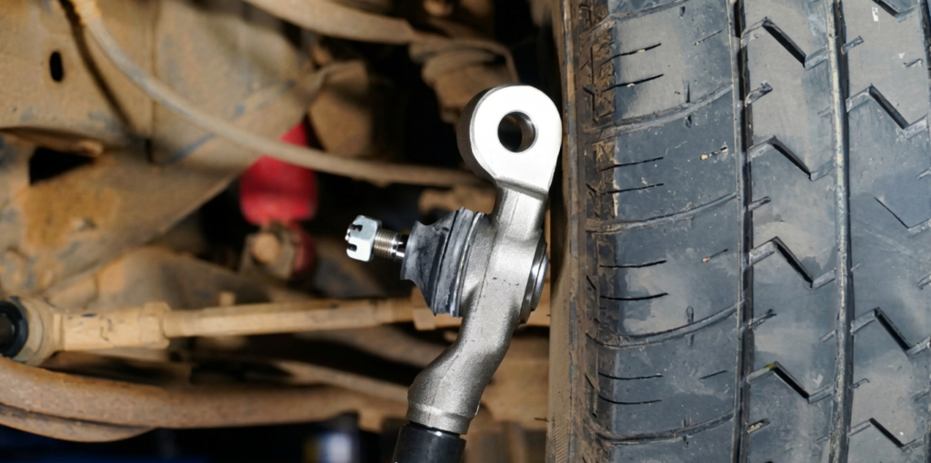 Suzuki Ertiga Terasa “Lari Sendiri” di Jalan Tanjung Hulu? Jangan Abaikan Ball Joint yang Mulai Longgar